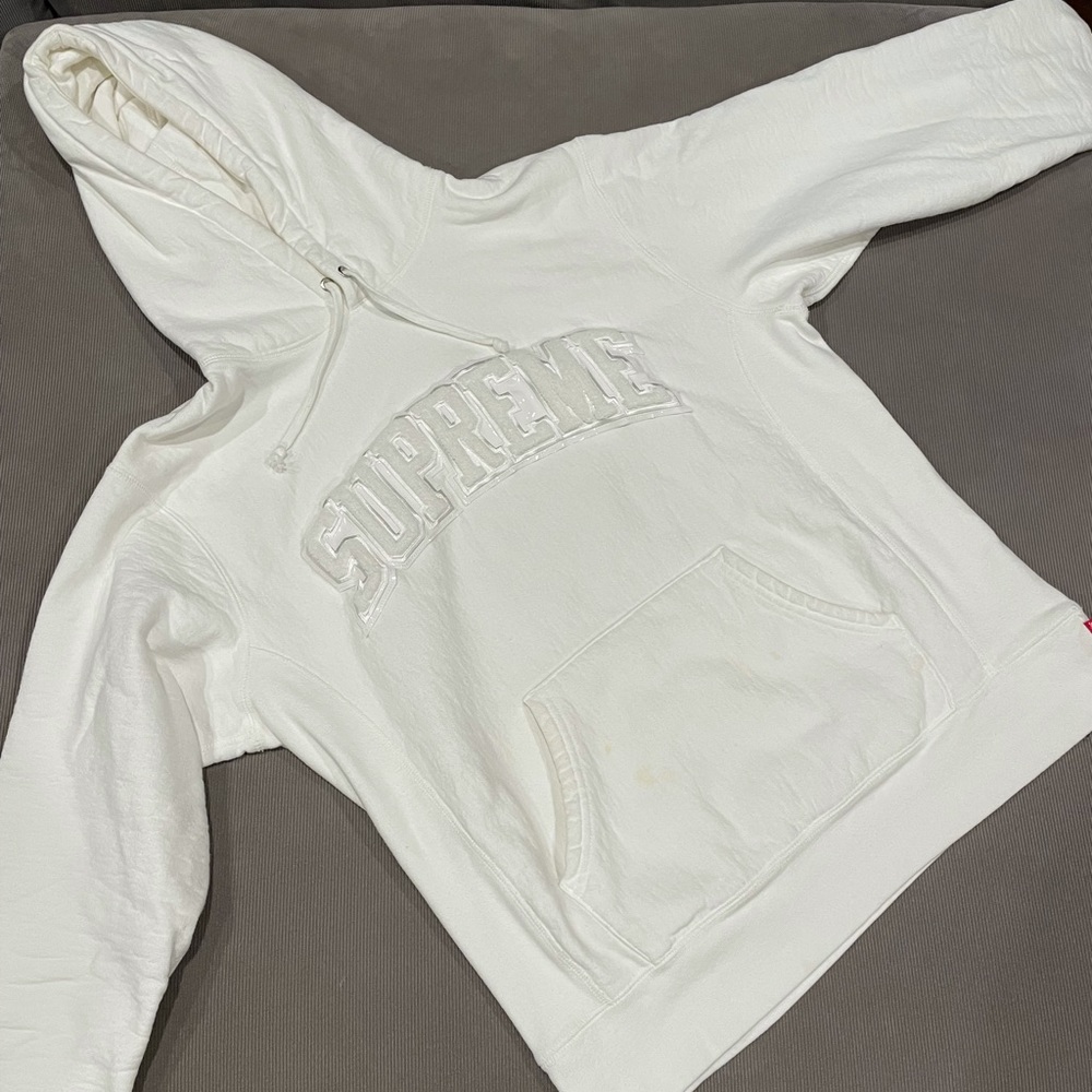 Supreme Sweatshirt